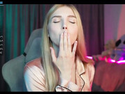 oh_honey__15062022_0103_female_chaturbate_10_2022