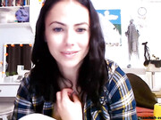 ami_white_29102019_1931_myfreecams