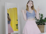 amelia_colins_02082022_1915_female_chaturbate_1