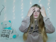 little__cherrry_22082022_0152_female_chaturbate
