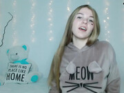 little__cherrry_22082022_0152_female_chaturbate_2